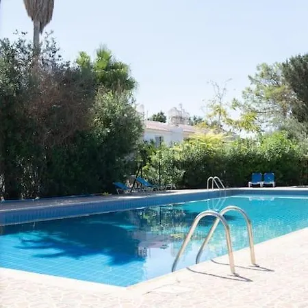 Venus Townhouse Near The Sea