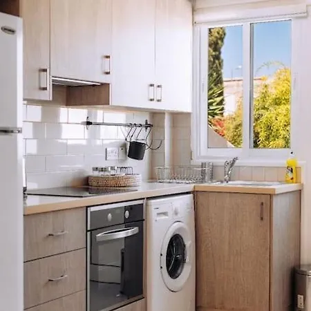 Venus Townhouse Near The Sea Paphos