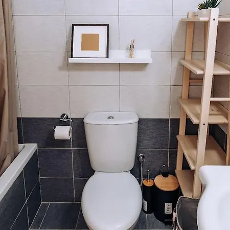 Venus Townhouse Near The Sea *