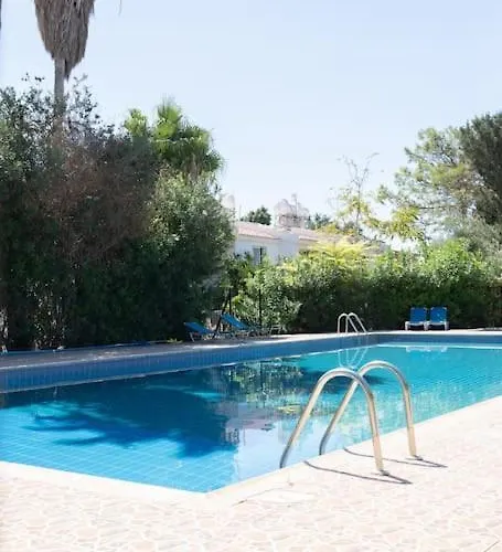 Venus Townhouse Near The Sea