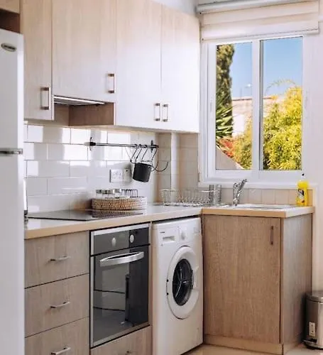 Venus Townhouse Near The Sea パ フォス