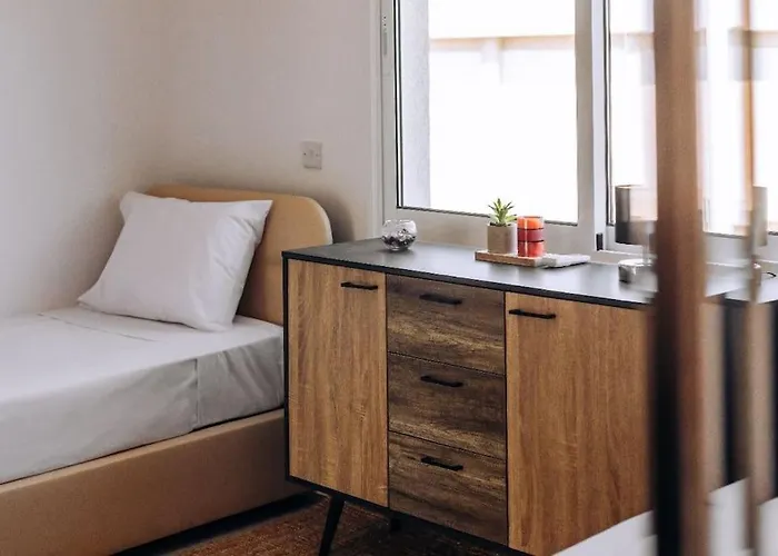 Venus Townhouse Near The Sea *