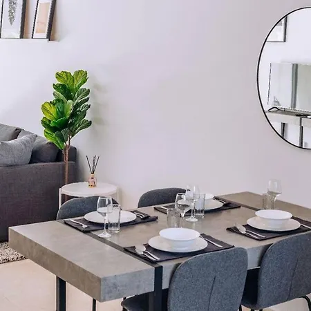 아파트 Venus Townhouse Near The Sea